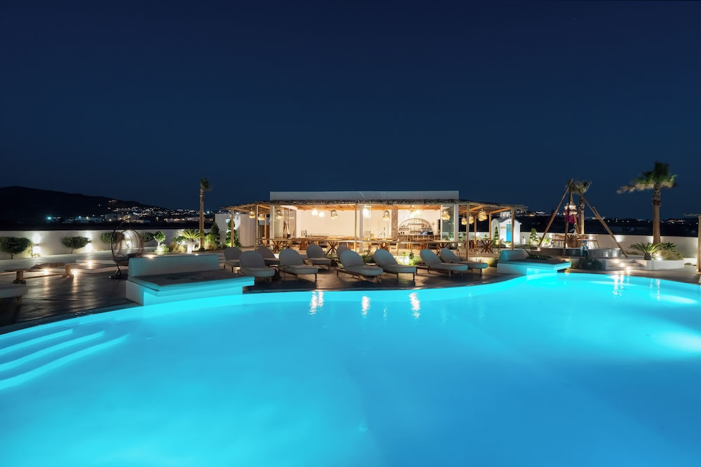 Amethyst Exclusive Suites Oia 3/72