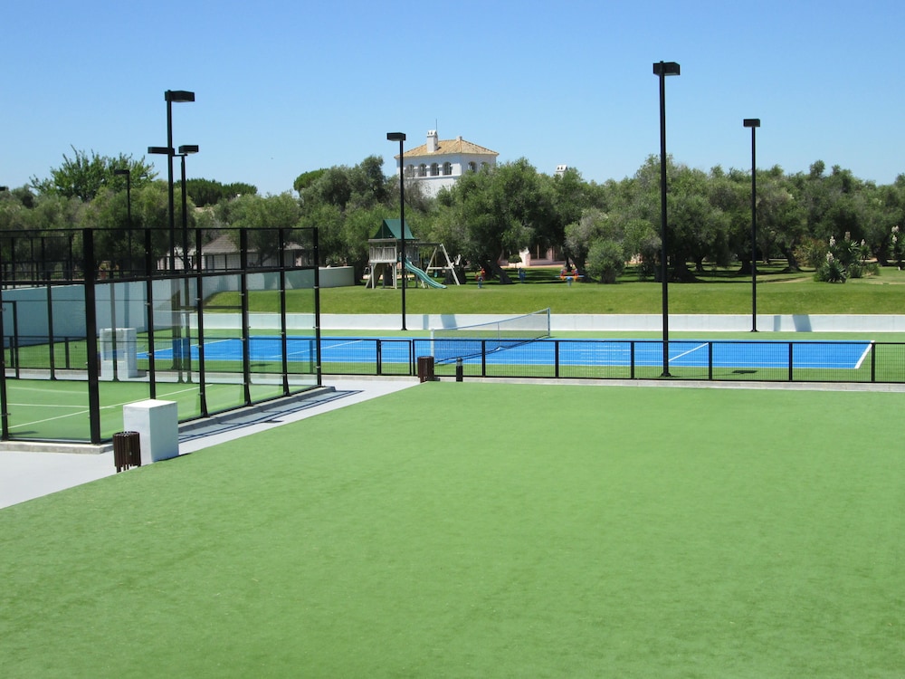 HOTEL ARCOS GARDENS GOLF CLUB & COUNTRY ESTATE 25/50