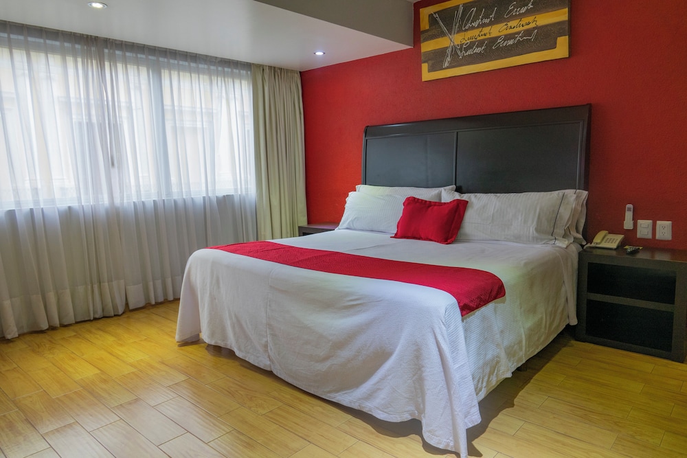 STANDARD, KING BED