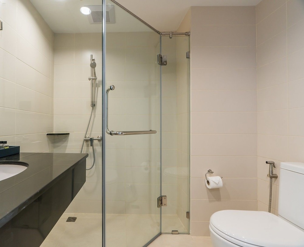 Rattanachol Hotel 46/50