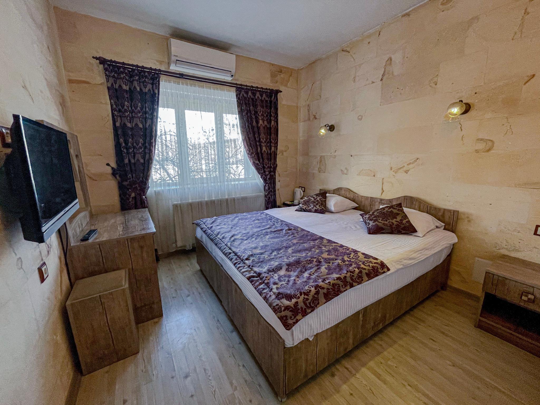 Economy, Double Bed