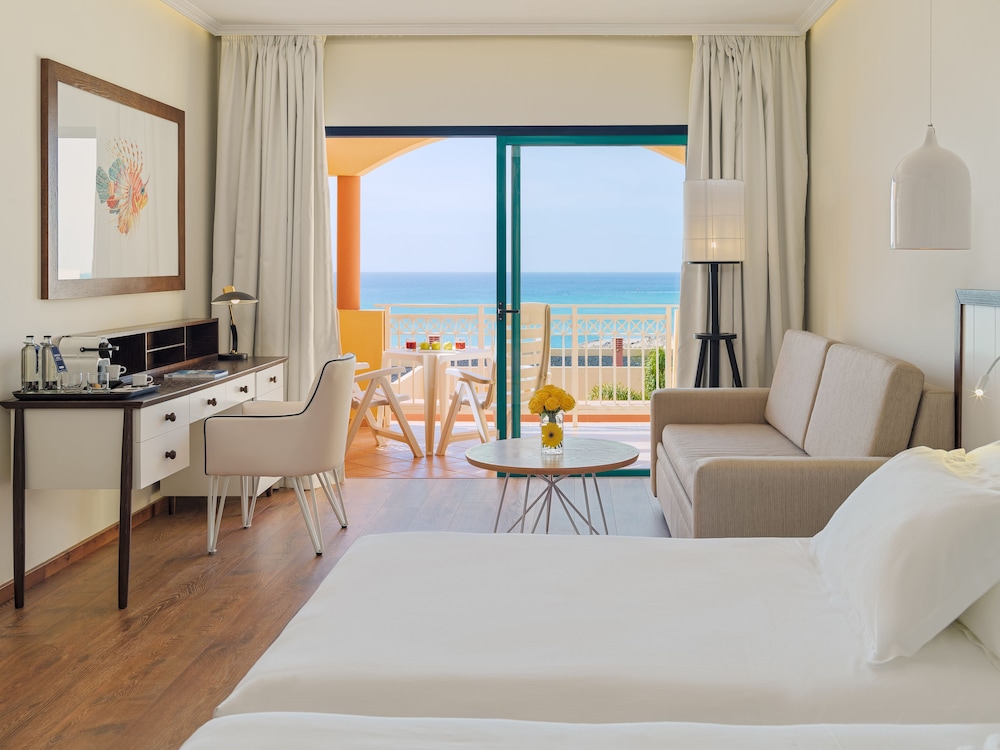 H10 Playa Esmeralda - Adults Only 26/73