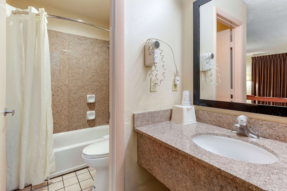 Americas Best Value Inn Laurel 11/29