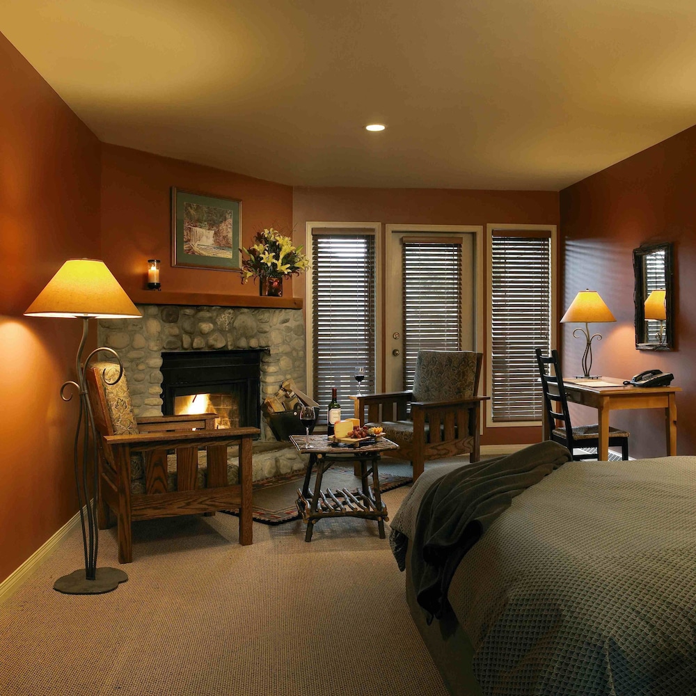Buffalo Mountain Lodge 28/77