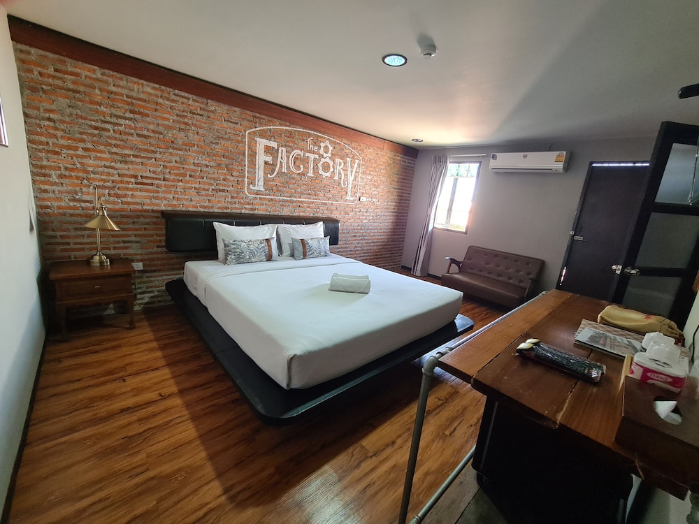 The 8 Factory Hostel Phitsanulok 32/69