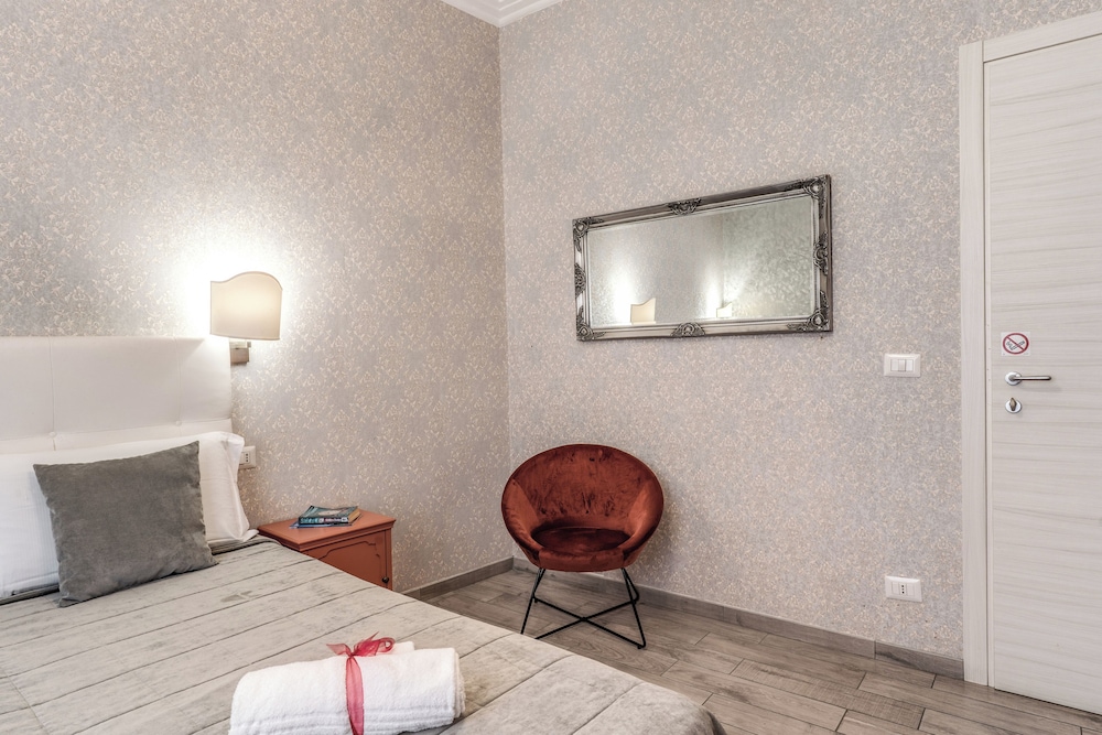 Marta Inn (ex Da Marta and Alida all Esquilino) 25/50