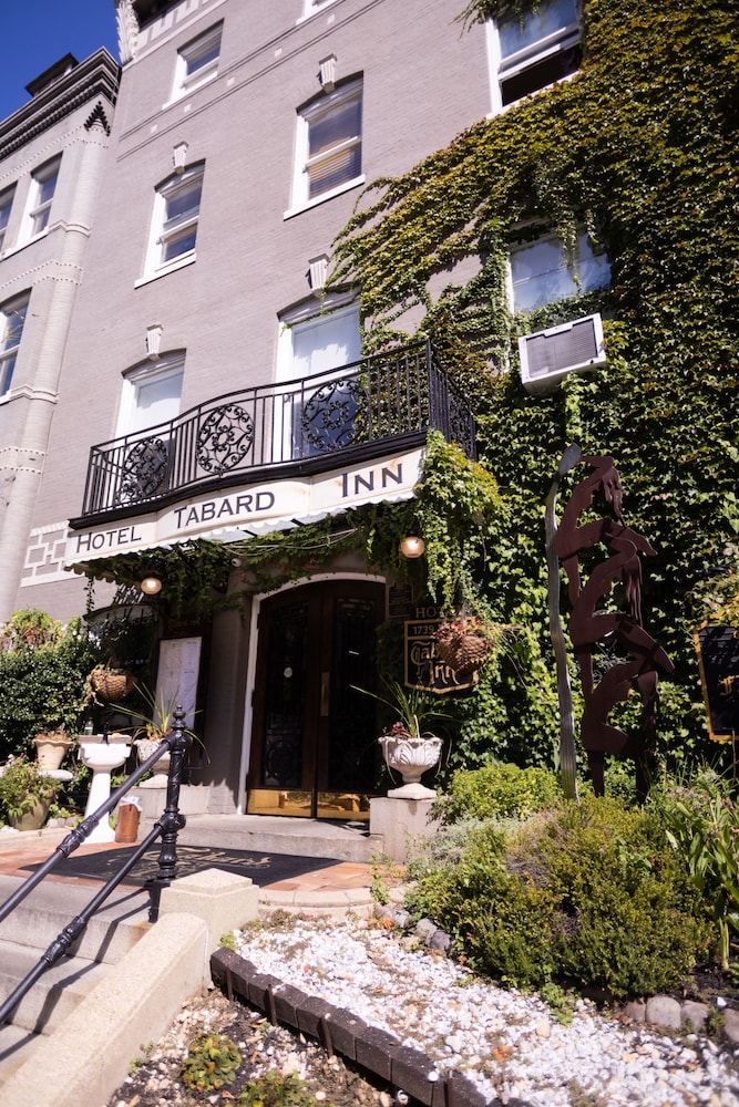 Tabard Inn 10/70