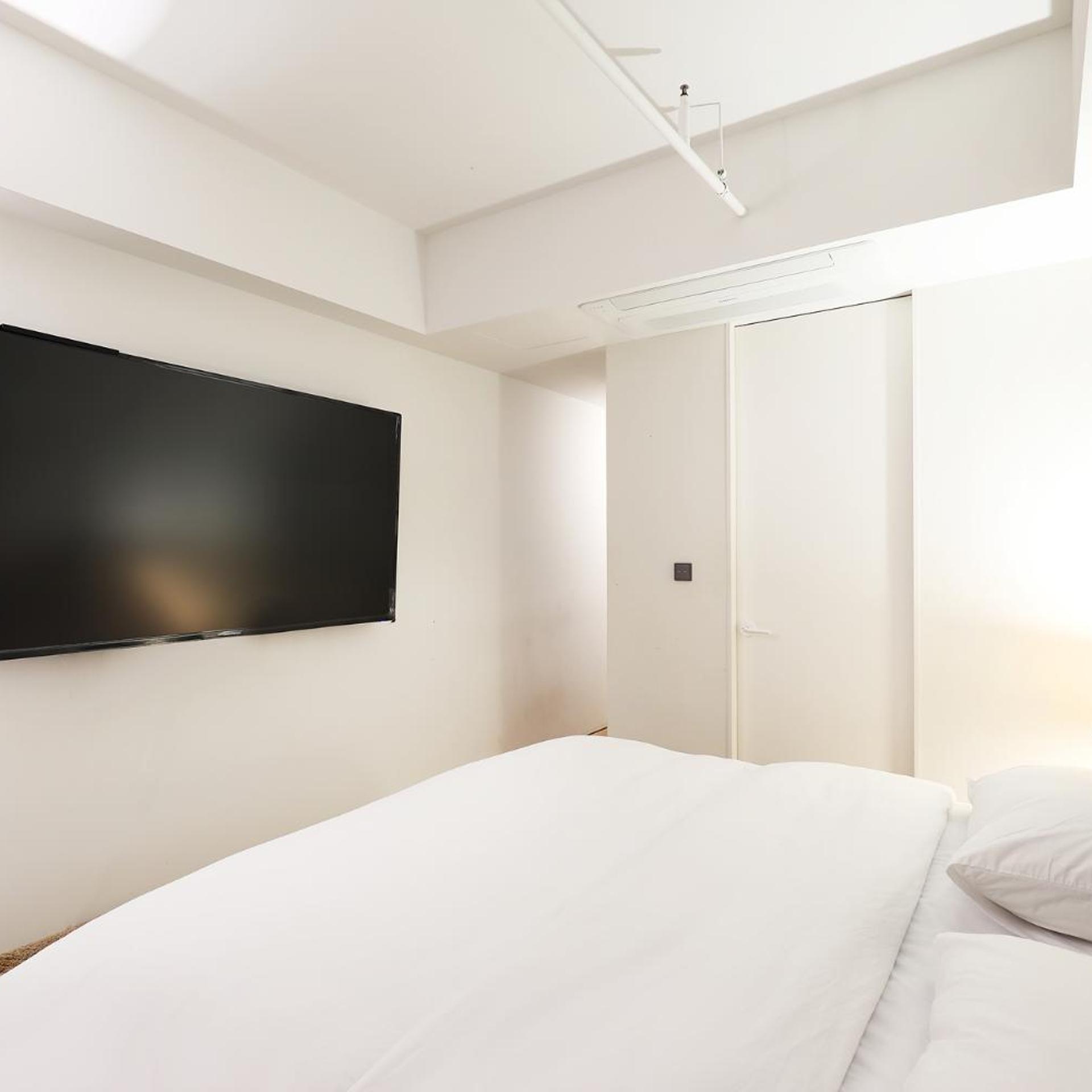 Suite, Queen Bed, Hotel 498 3/7