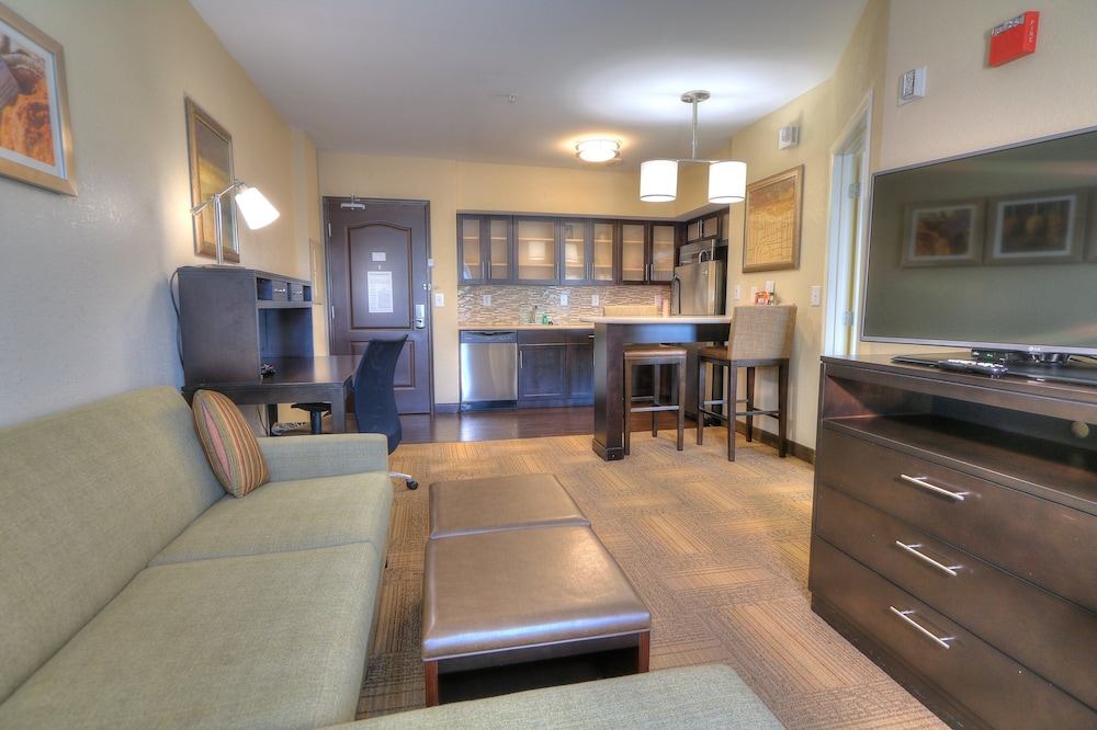Staybridge Suites Knoxville-West 27/42