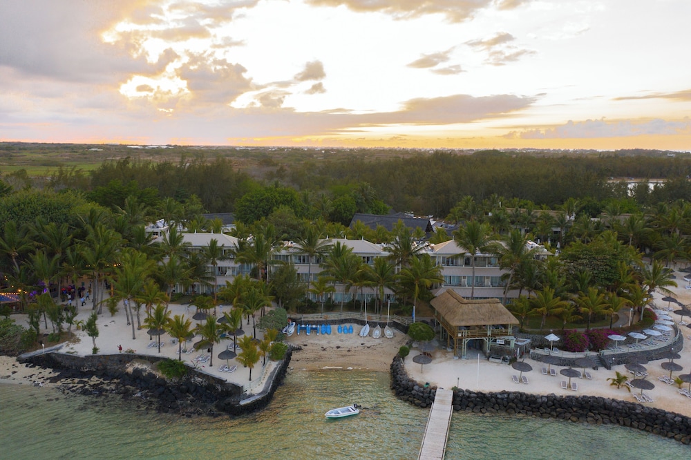 Lagoon Attitude Hotel - Adults only 45/50