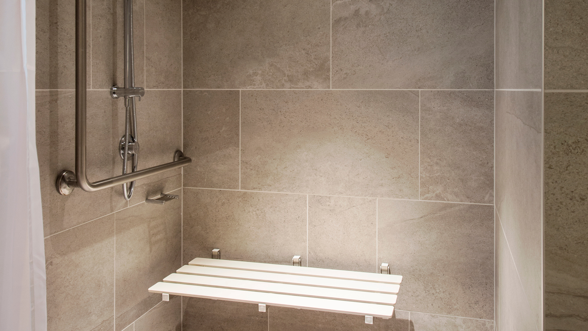 غرفة غراند لذوي الإعاقة، The Grand by SkyCity 2/2