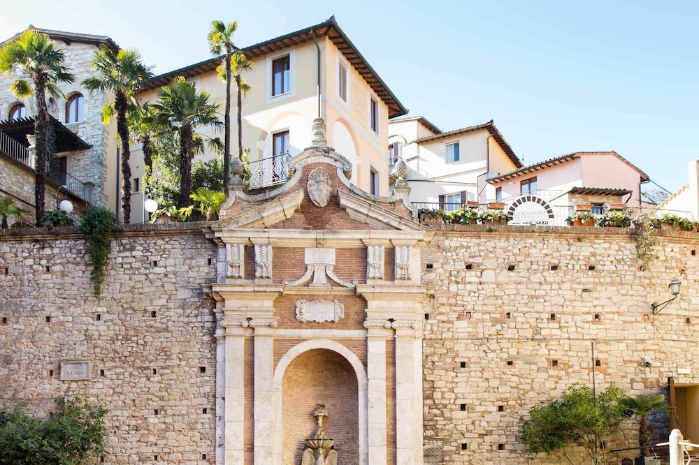 Hotel Fonte Cesia 35/41