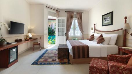 Premier, Double Bed, Pool Access