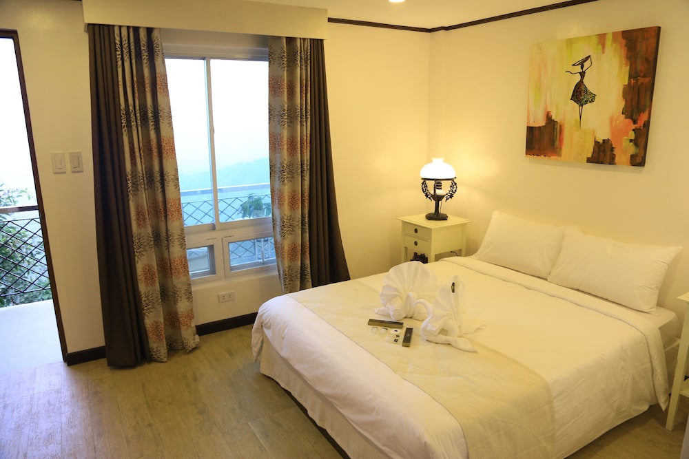 Lakeview Suites 22/68