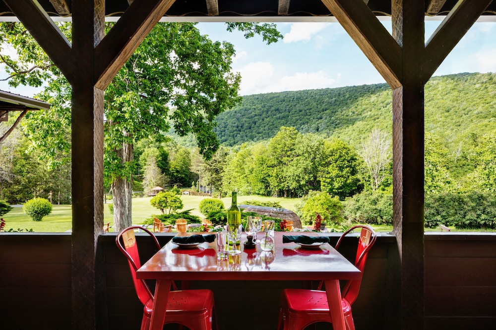 Urban Cowboy Lodge - Catskills 47/60