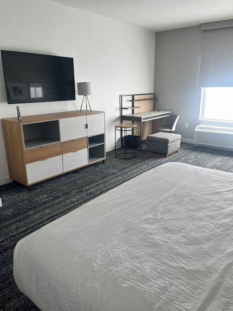 Towneplace Suites By Marriott Cincinnati Oakley 11/37