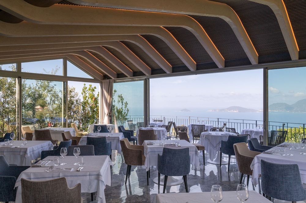 Golfo Dei Poeti Relais Spa 63/83