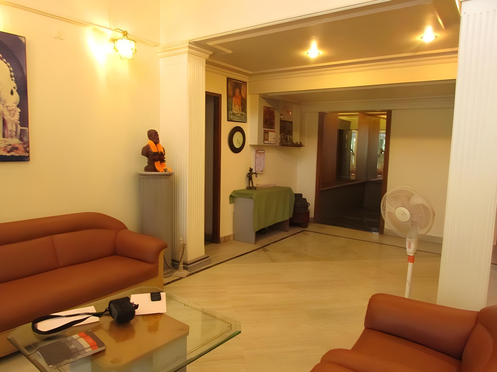 Oyo Rooms Old Pune Bangalore Road Kolhapur 32/45