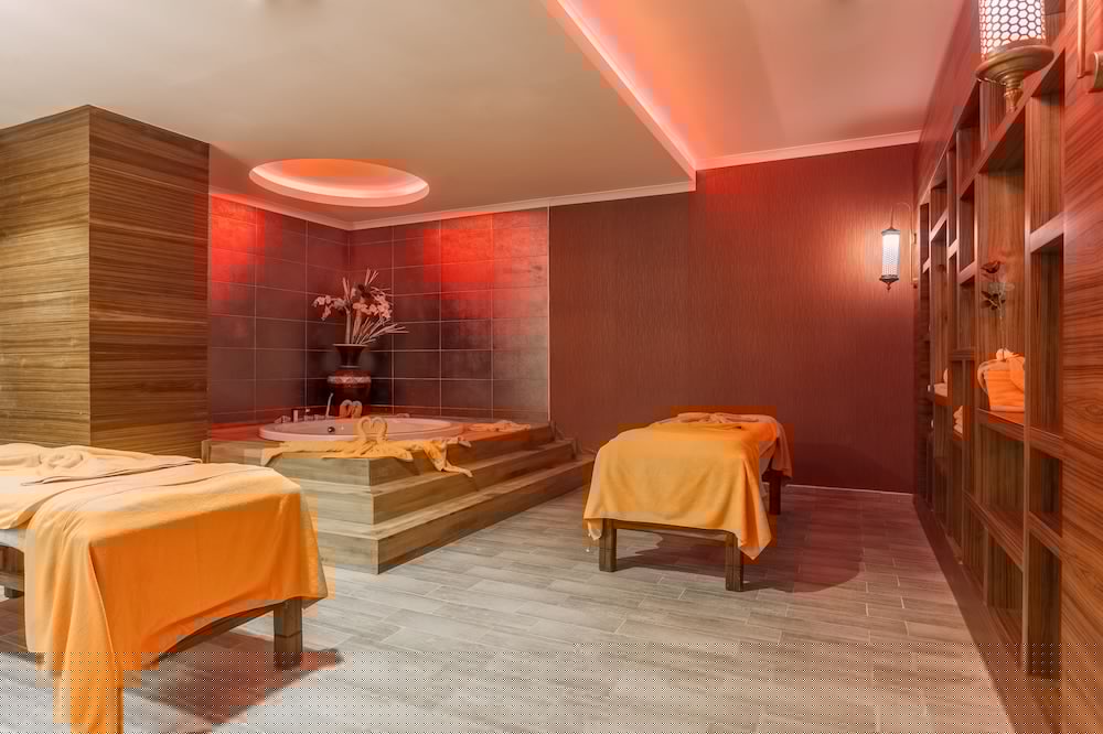 Mary Palace Resort And Spa 14/34