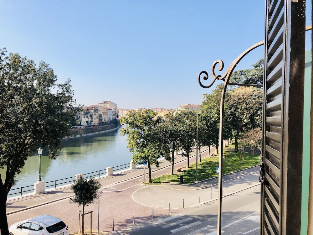 Rivadige Suite 42/50