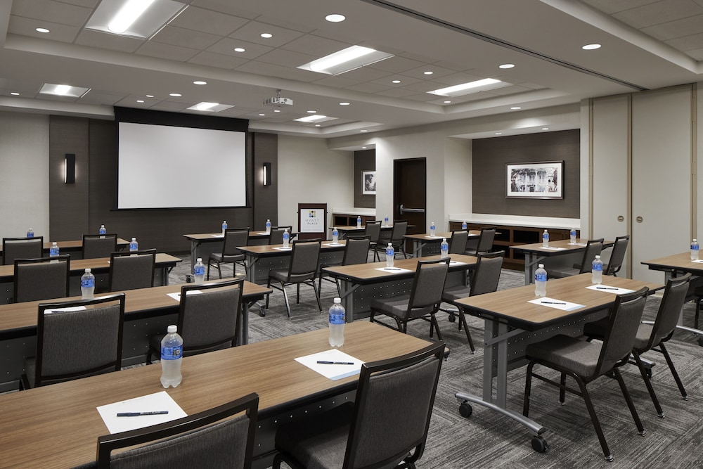 Hyatt Place Evansville / Downtown 22/25