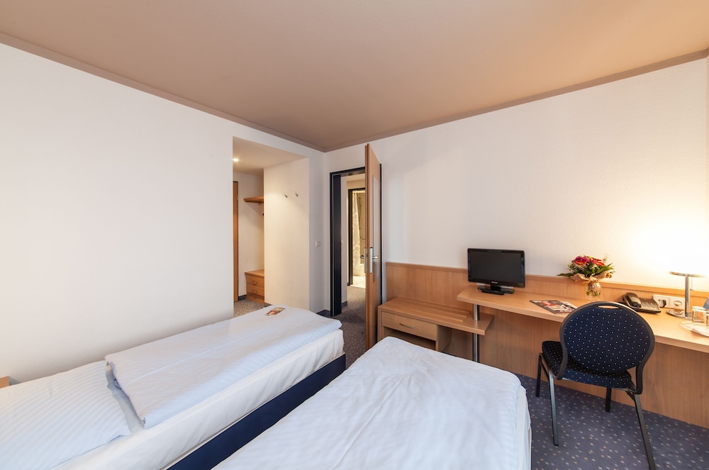 Hotel Am Seegraben Cottbus 25/77
