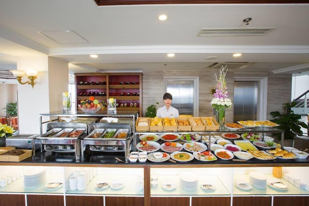 Chalcedony Hotel 11/50