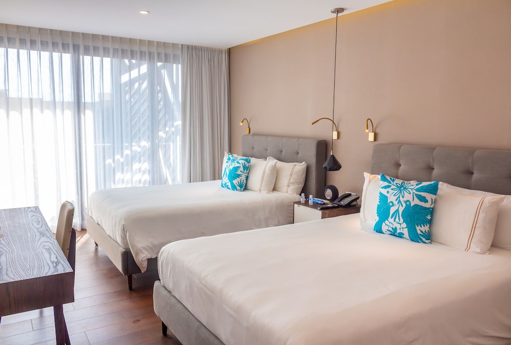 The Fives Downtown Hotel And Residences Curio Collection 15/91