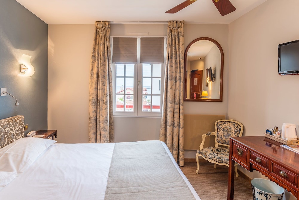 Hotel La Marisa 46/70