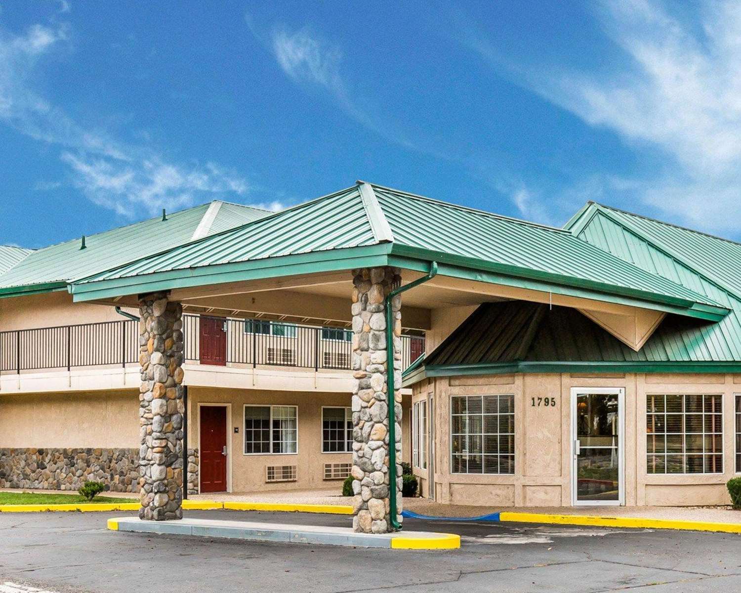 Quality Inn And Suites Minden 2/13