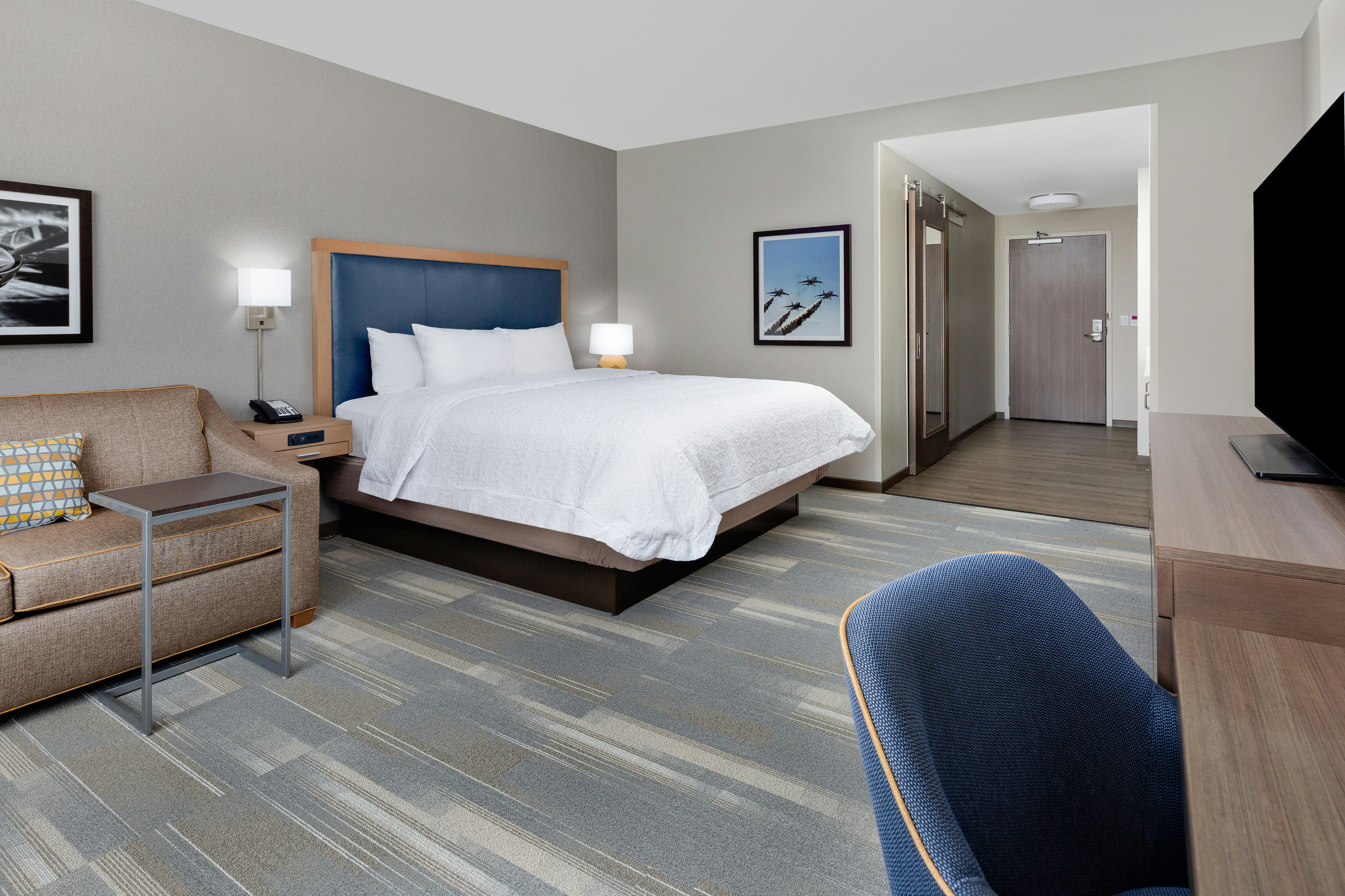 جناح بسرير كينج، Hampton Inn and Suites San Diego Airport Liberty Station 2/3