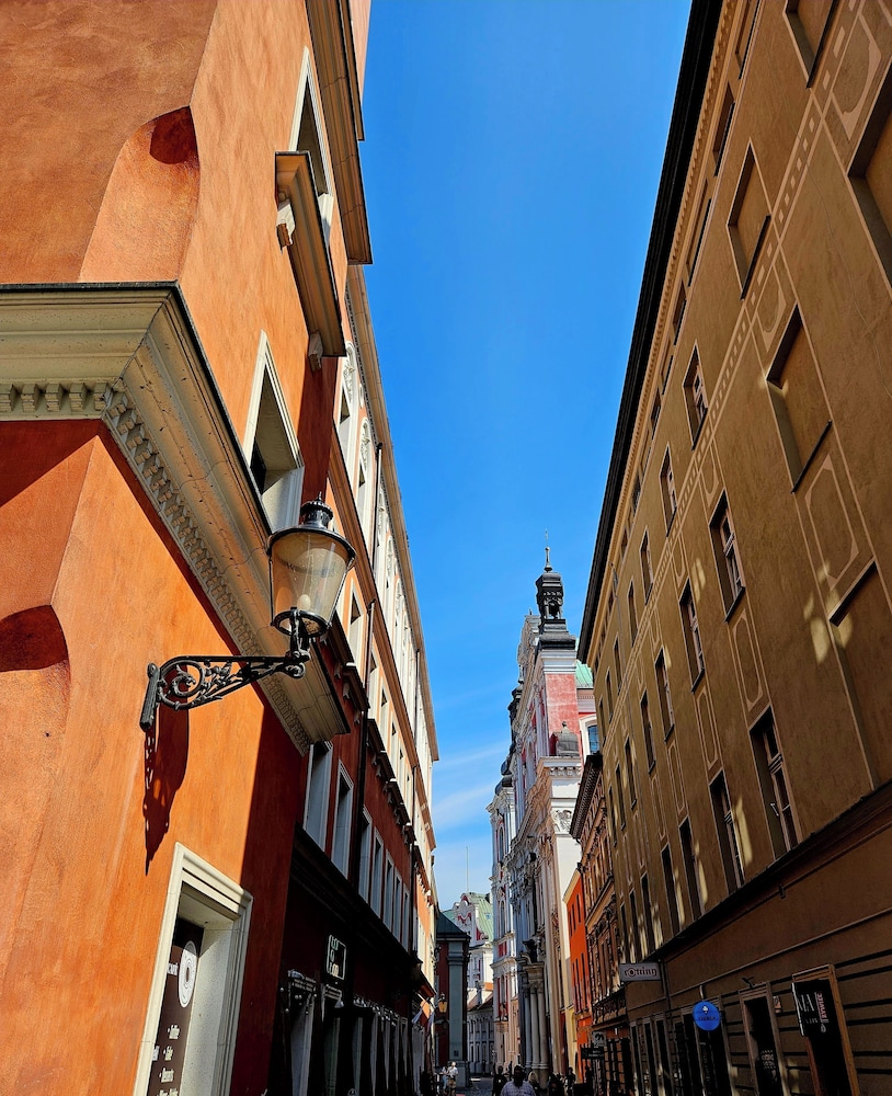 Palazzo Rosso 48/50