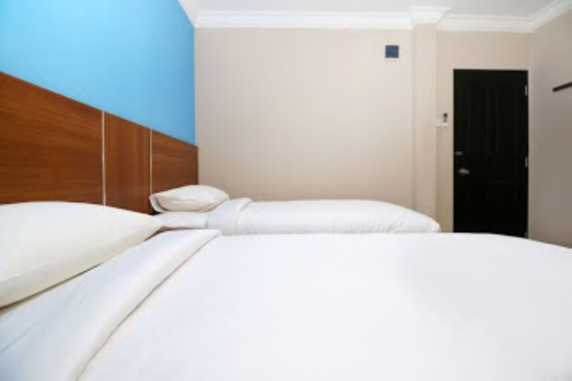 Safina Inn Syariah Sekupang Batam 18/36