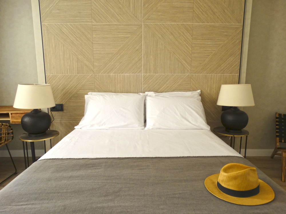 Oasis Hostel Malaga 19/39