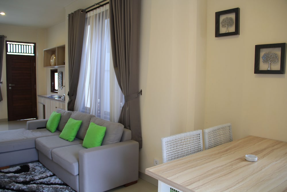 Clv Hotel Villa 28/49
