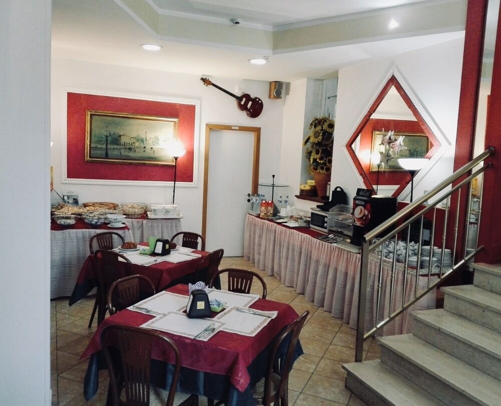 HOTEL PICADOR 20/22