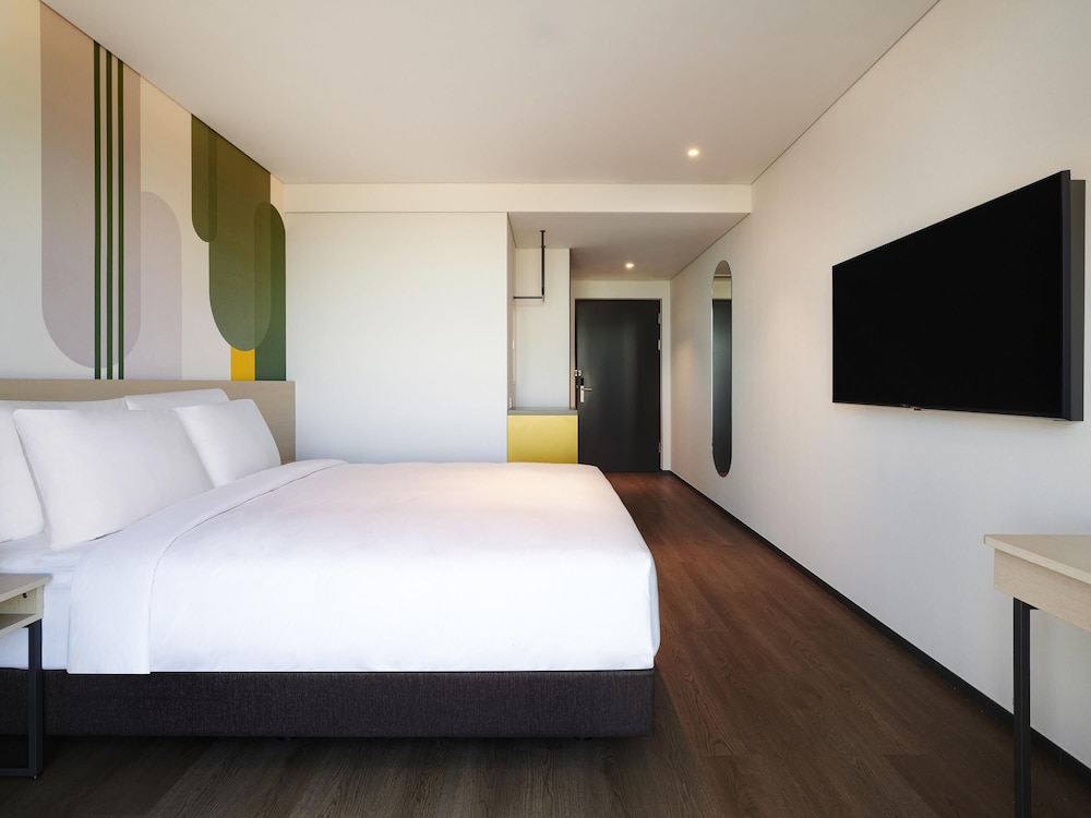 SUPERIOR, DOUBLE BED