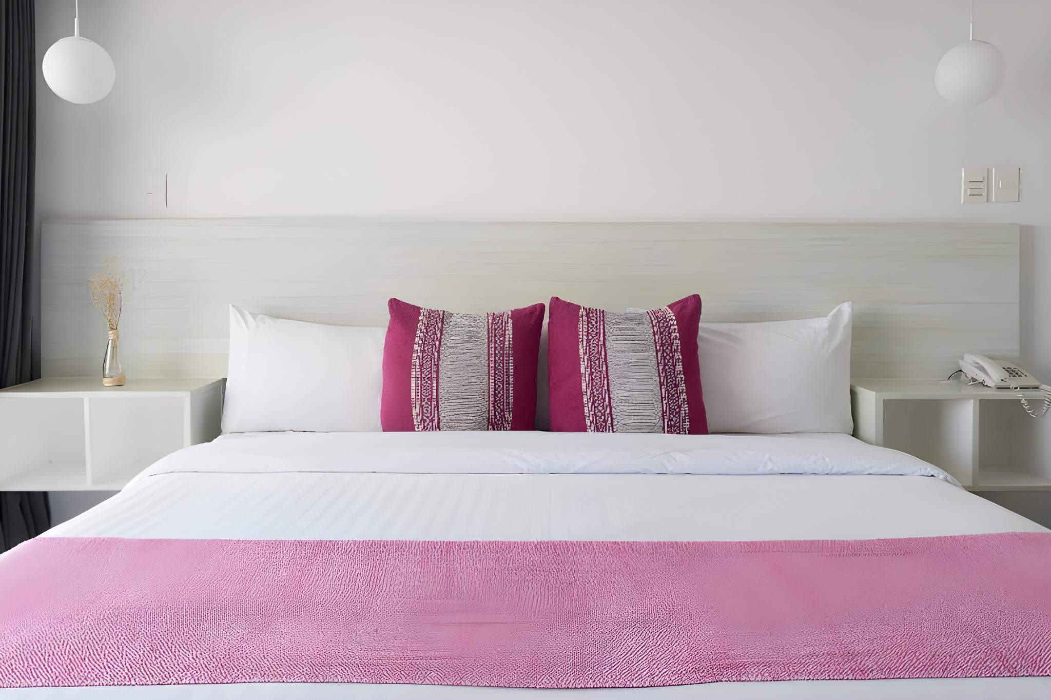 Standard, Double Bed
