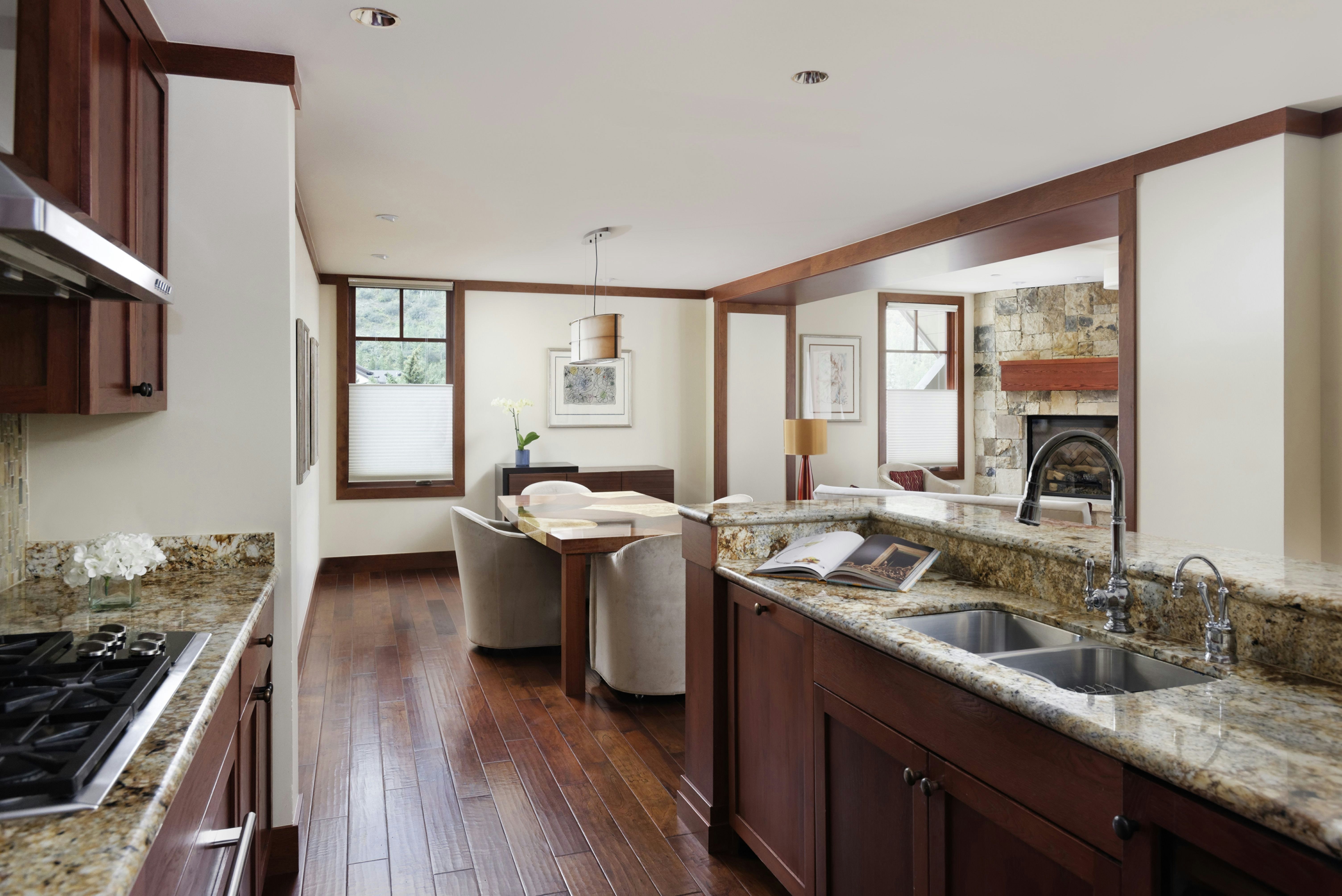 1 Bedroom, Residence, King Bed, Four Seasons Resort and Residences Vail 3/4