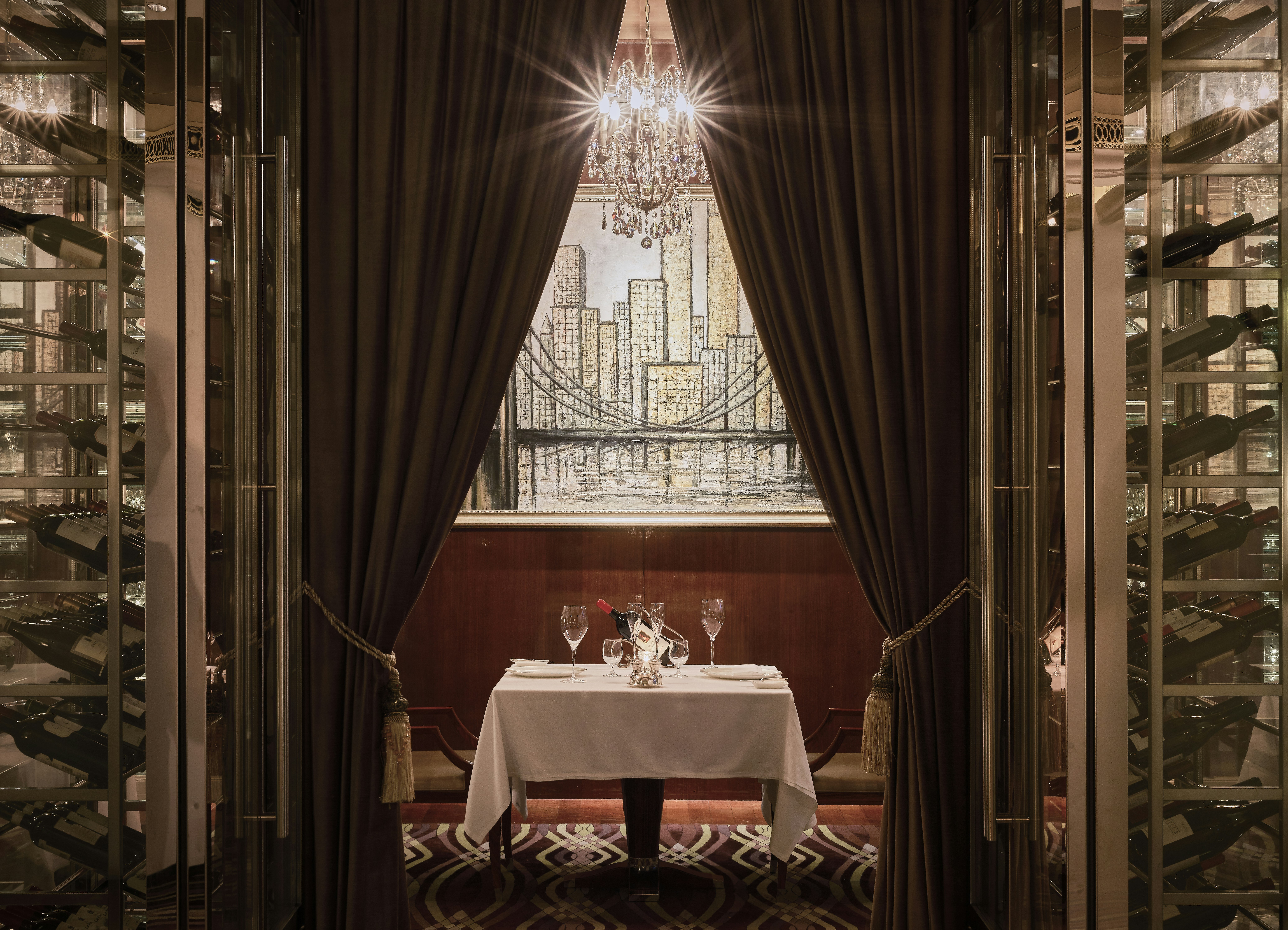 Waldorf Astoria Shanghai On the Bund 66/69