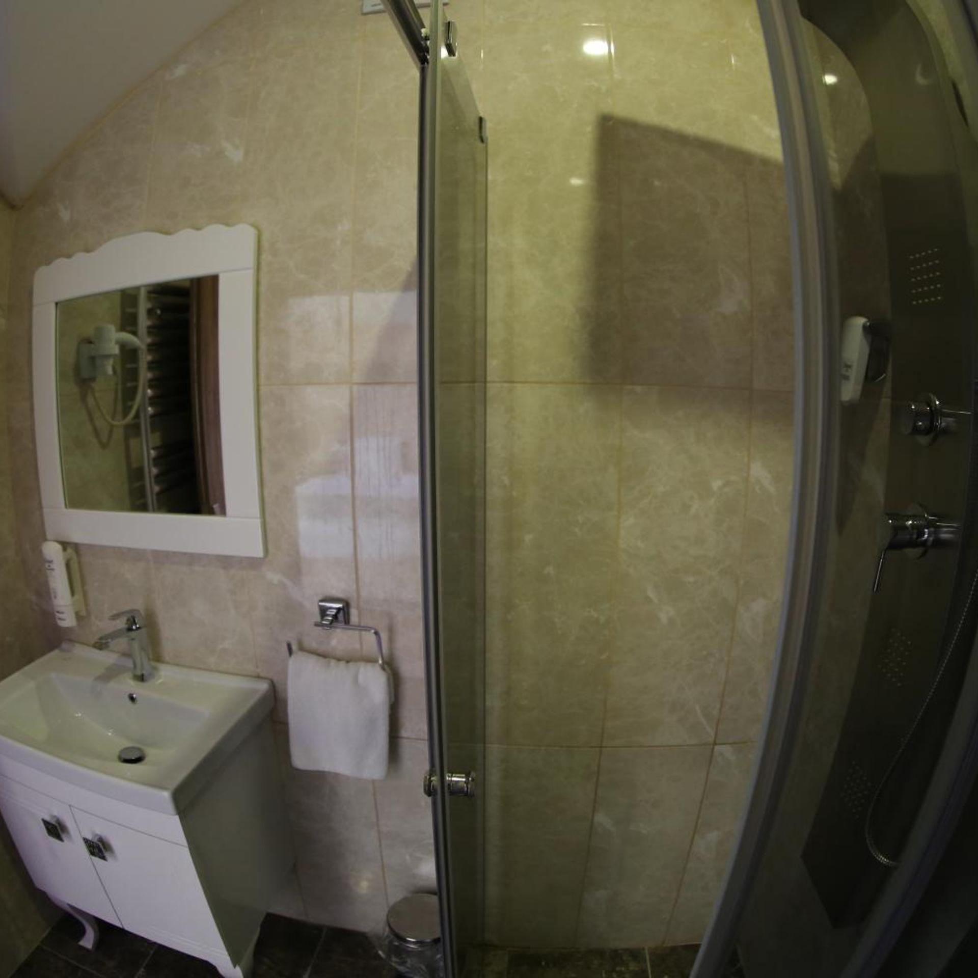 Senler Hotel 47/50