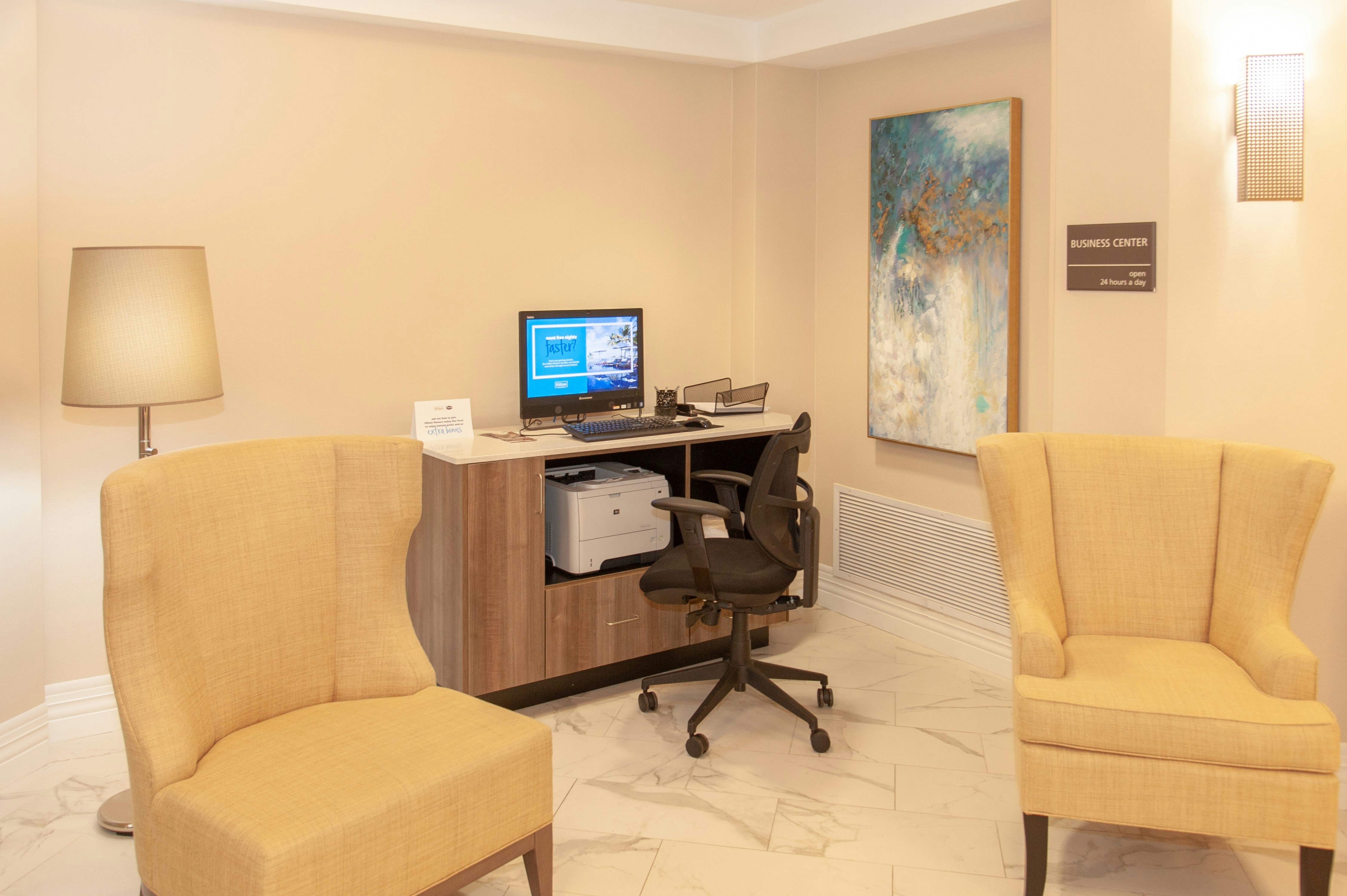 Hampton Inn & Suites Jackson Downtown-Coliseum 73/76