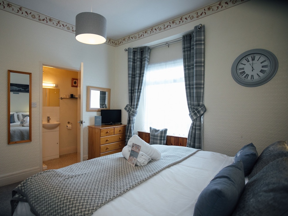 Lindholme Guest House 5/24
