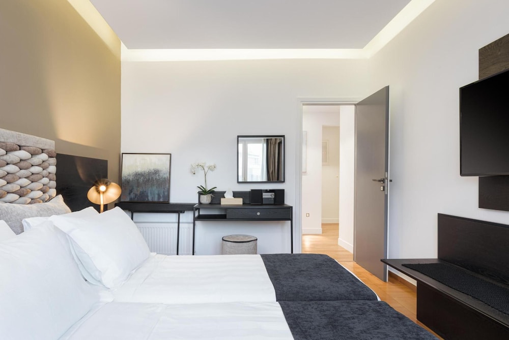 Athens Exclusive Residence 30/50