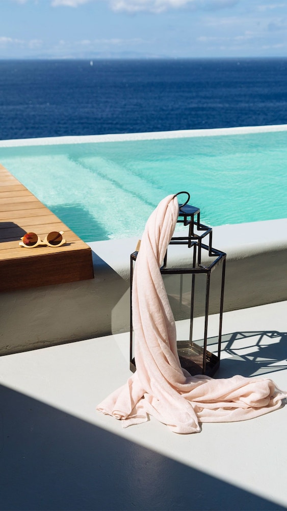 Cavo Tagoo Mykonos 41/50