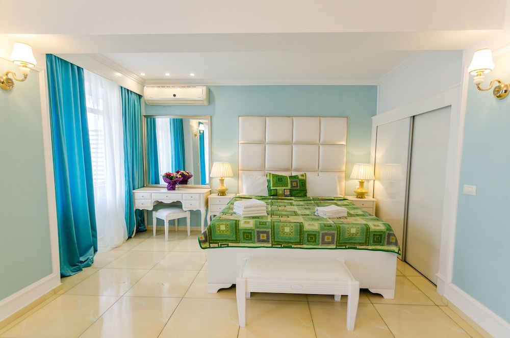 Phoenicia Holiday Resort 13/33