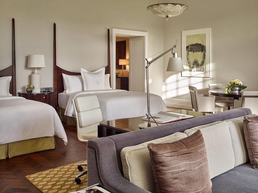 PARK, SUITE, 2 QUEEN BEDS, RIVER VIEW