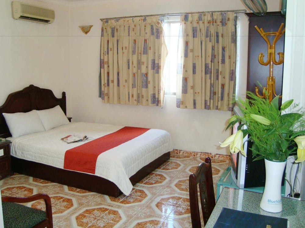 Tan Hoang Long Hotel District 5 14/30