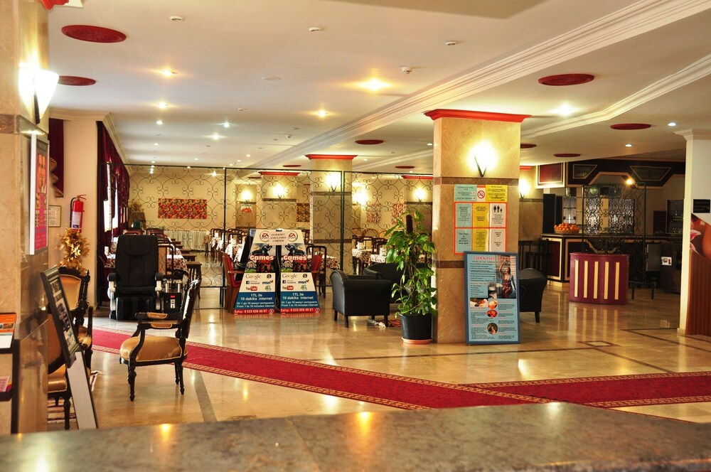 Mustis Royal Plaza Hotel 7/35
