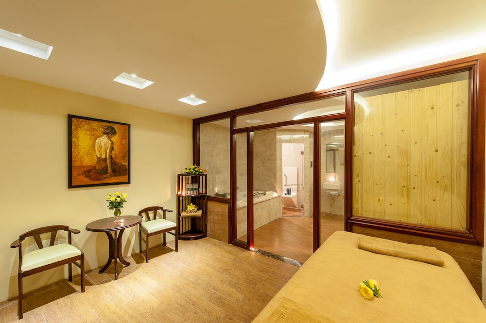 Muong Thanh Nha Trang Hotel 38/69